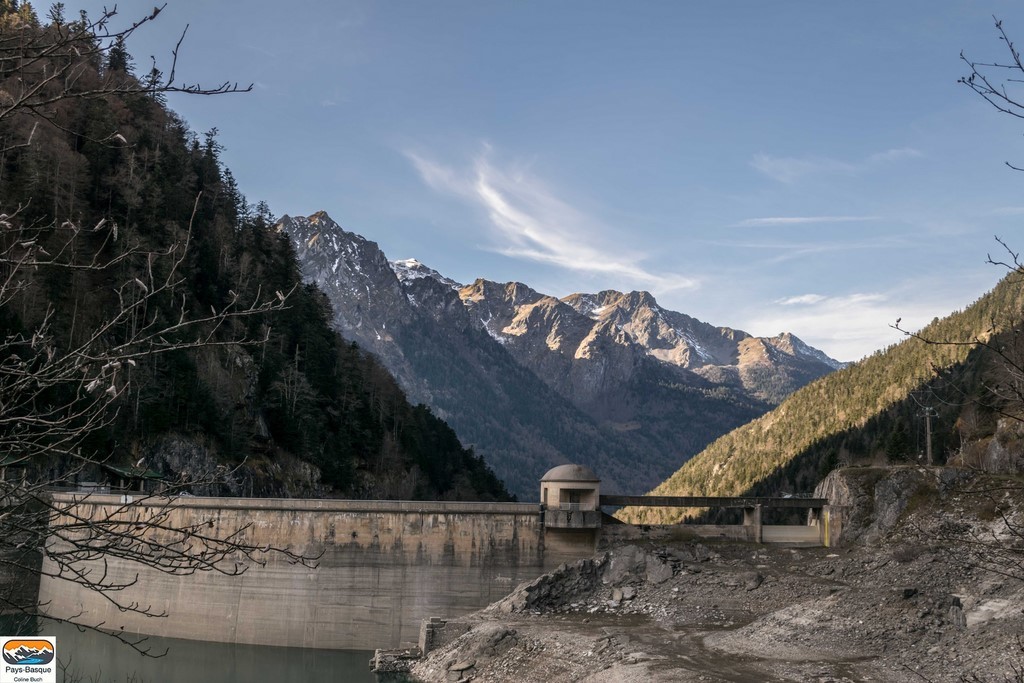 Barrage de Fabrège, 64, Aquitaine, Coline Buch, France, Pyrénées, Vallée d'Ossau, automne, montagne, pyrénées Atlantiques