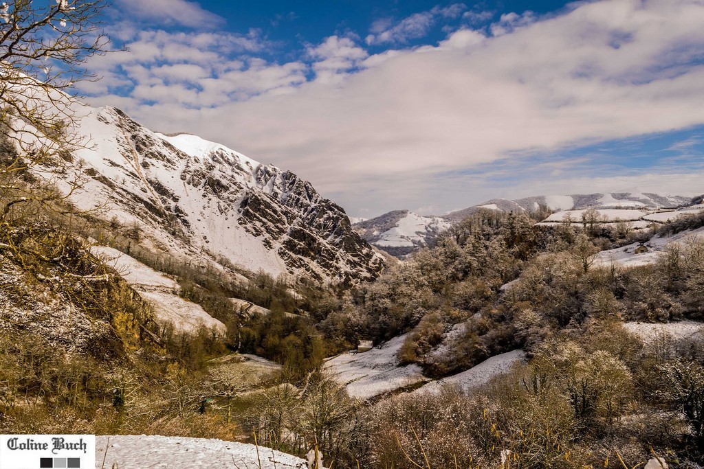 Larrau, neige, village, bourg, coline Buch, pays Basque, 64, Sud/Ouest, Aquitaine, La Soule