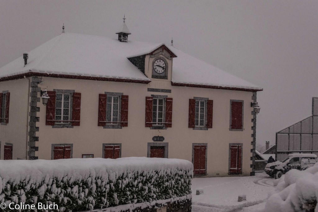 Mairie, Larrau, commune, village, bourg, Coline Buch