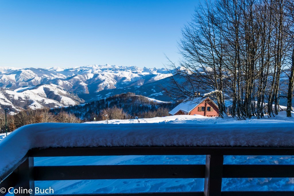 Vue depuis un chalet, Chalet, Iraty, neige, montagne, Pyrénées, nature, Larrau, Coline Buch