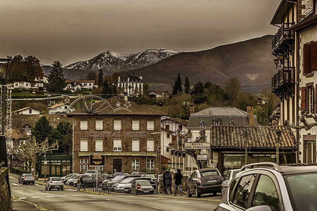 Centre ville, hiver, 2018, paysage, Coline Buch, Sud/Ouest, montagne, pyrénées,  Pyrénées Atlantiques, 64, guide photo